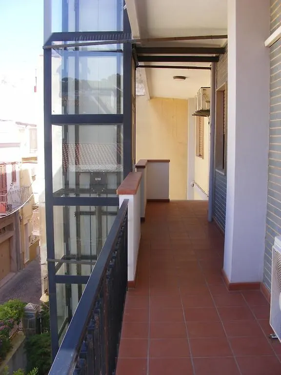 B&B Casavale كارلوفورتي 3*,