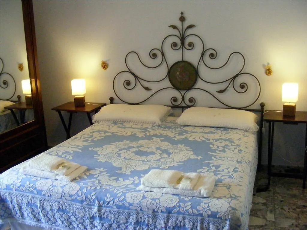 B&B Casavale Carloforte  3*, Carloforte (Isola di San Pietro) Italia
